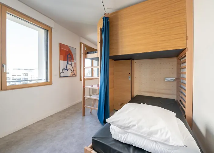 Ucpa Sport Station Hostel Parigi